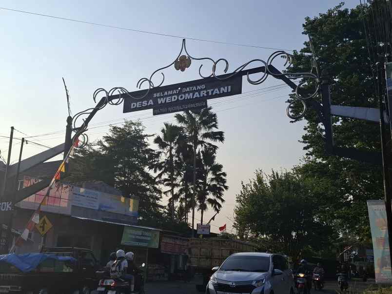 dijual tanah banjeng maguwoharjo depok