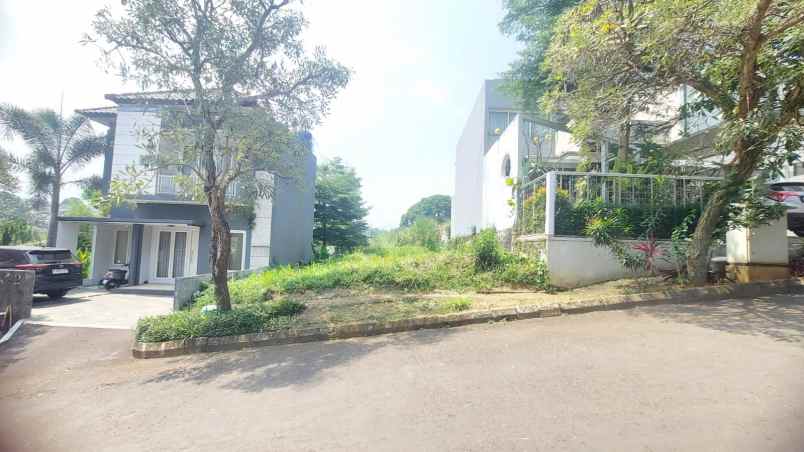 dijual tanah cigadung