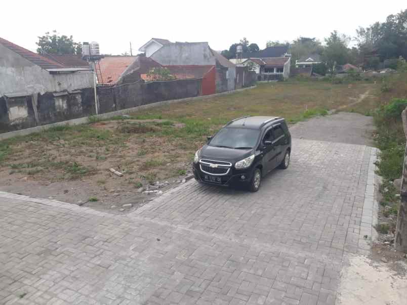 dijual tanah jalan kaliurang km 7