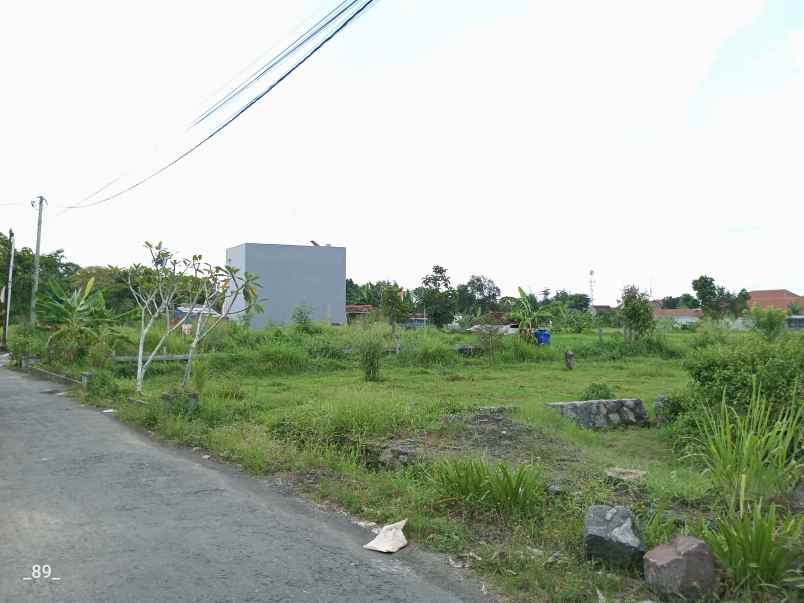 dijual tanah jalan kaliurang km 8