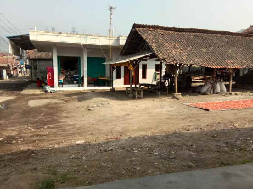 dijual tanah jalan pojok sadang kp