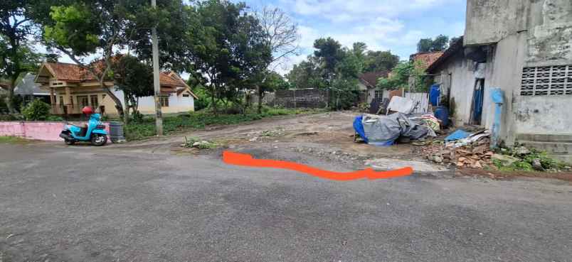 dijual tanah jl kaliurang km 11