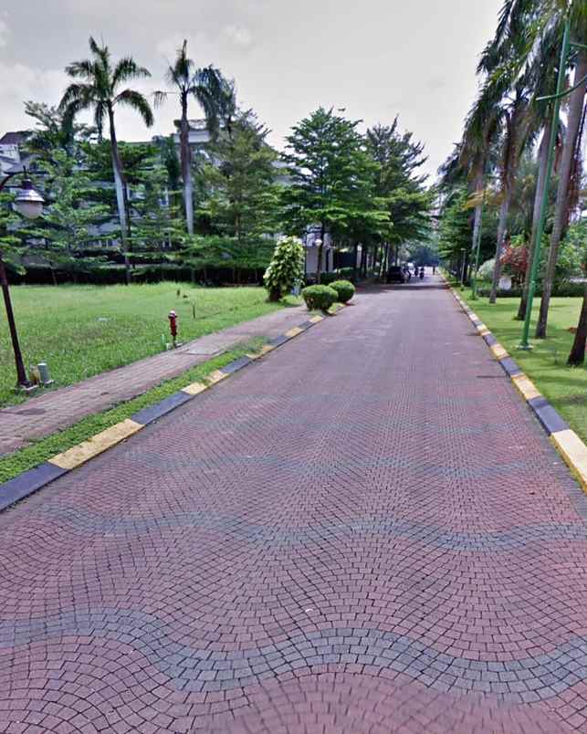 dijual tanah jl patal senayan