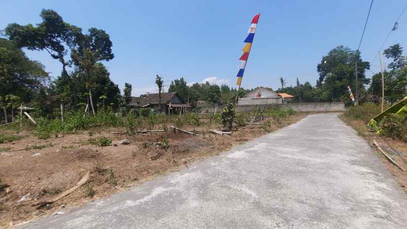 dijual tanah jl raya manisrenggo