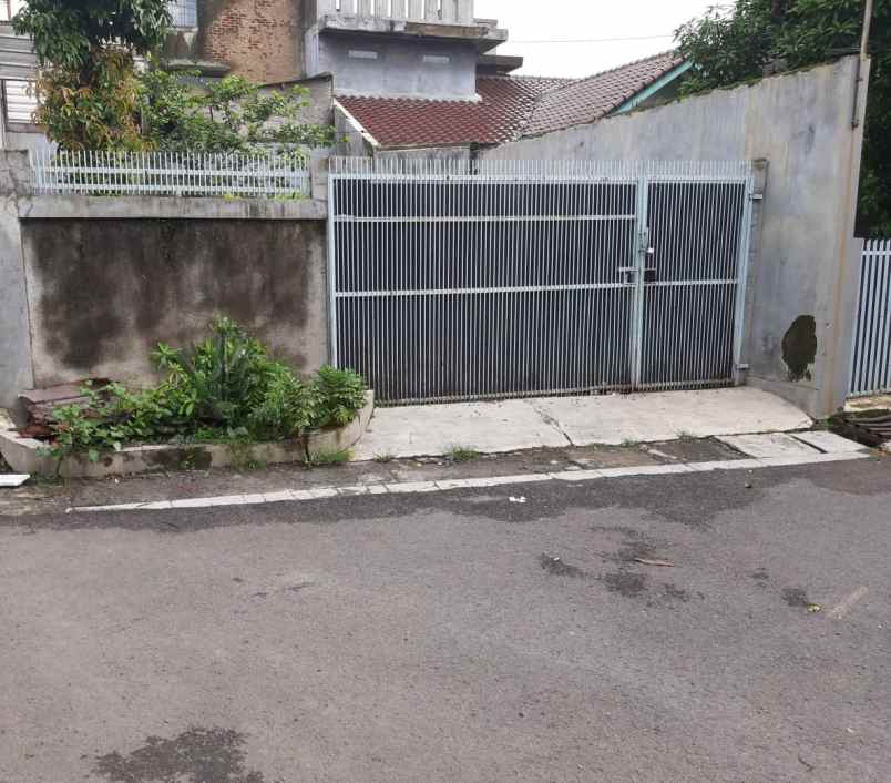 dijual tanah komplek kalijati indah