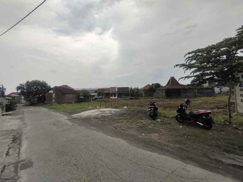 dijual tanah mojosongo dekat taman