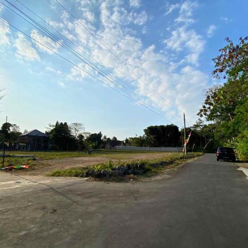 dijual tanah sanggrahan caturharjo