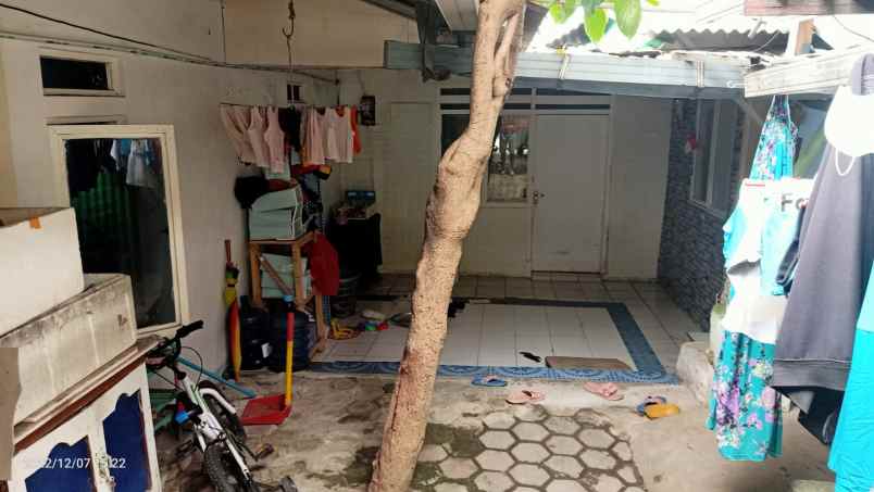 dijual tanah tb simatupang gedong pasar