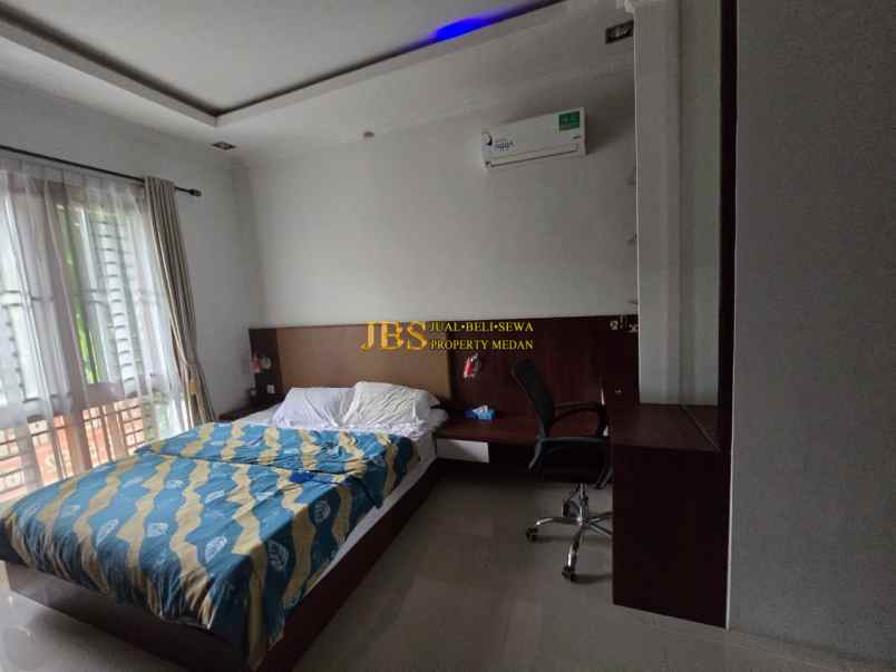 dijual villa komplek villa panbil jalan