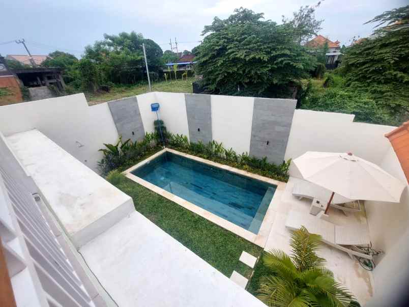 dijual villa minimais lantai 2 lokasi canggu