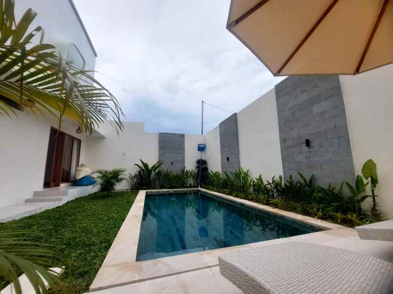 dijual villa minimais lantai 2 lokasi canggu