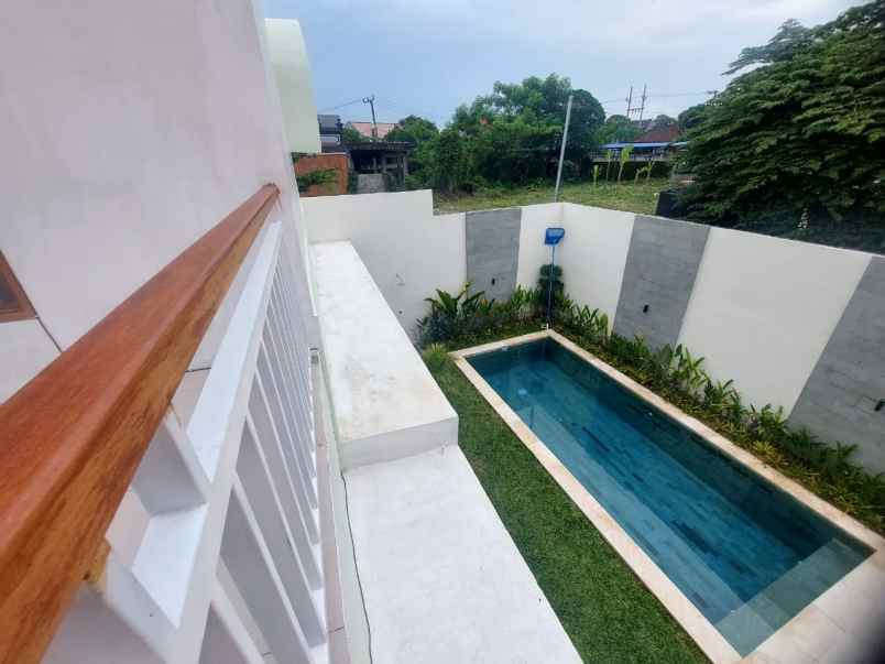 dijual villa minimais lantai 2 lokasi canggu