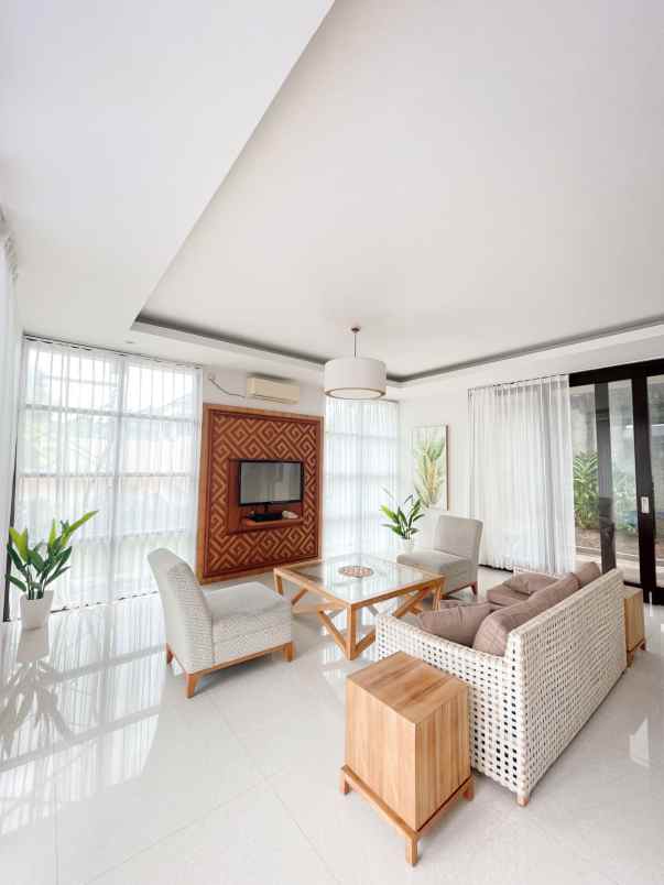 dijual villa ocean view lokasi siligita nusa dua