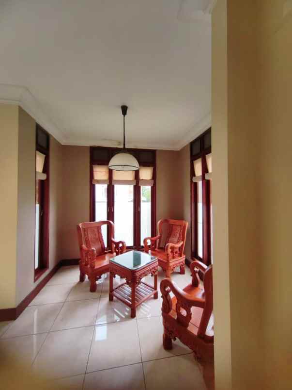 dijual villa the taman dayu