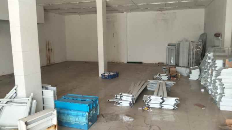 disewakan ruko gudang kantor jl pisangan sattrimekar