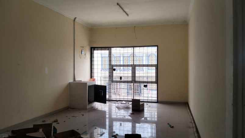 disewakan ruko gudang kantor jl pisangan sattrimekar