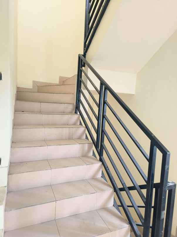 disewakan ruko gudang kantor jl tanjung duren raya