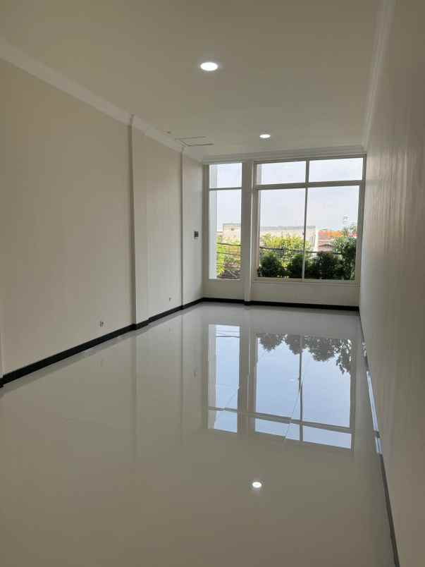 disewakan ruko manukan tengah surabaya