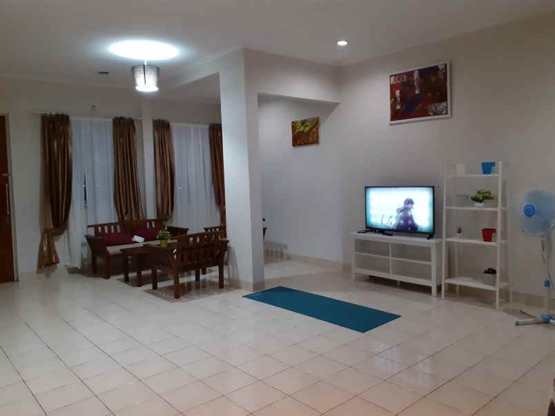 disewakan rumah full furnished