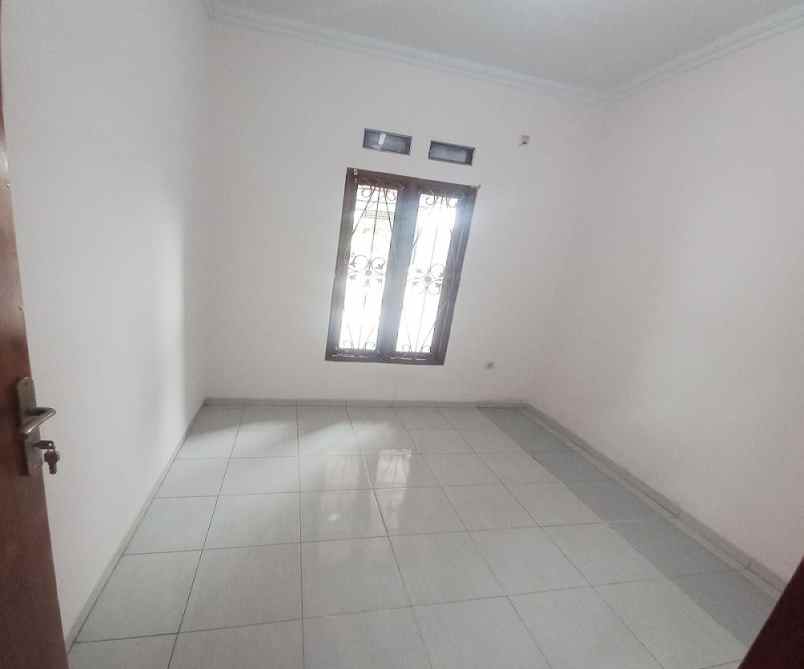 disewakan rumah jl depok indah margonda