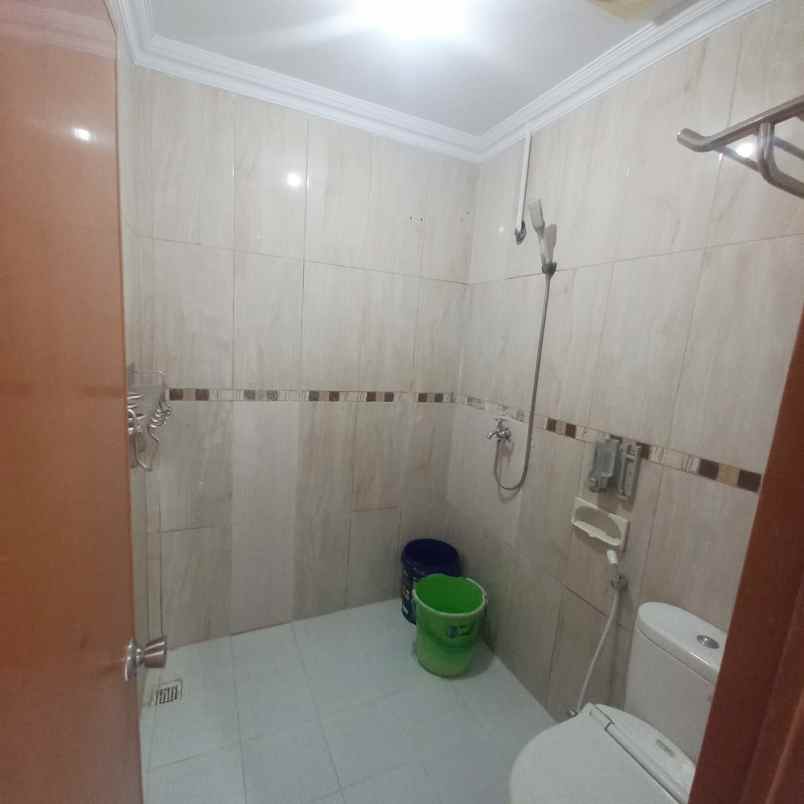 disewakan rumah jl depok indah margonda