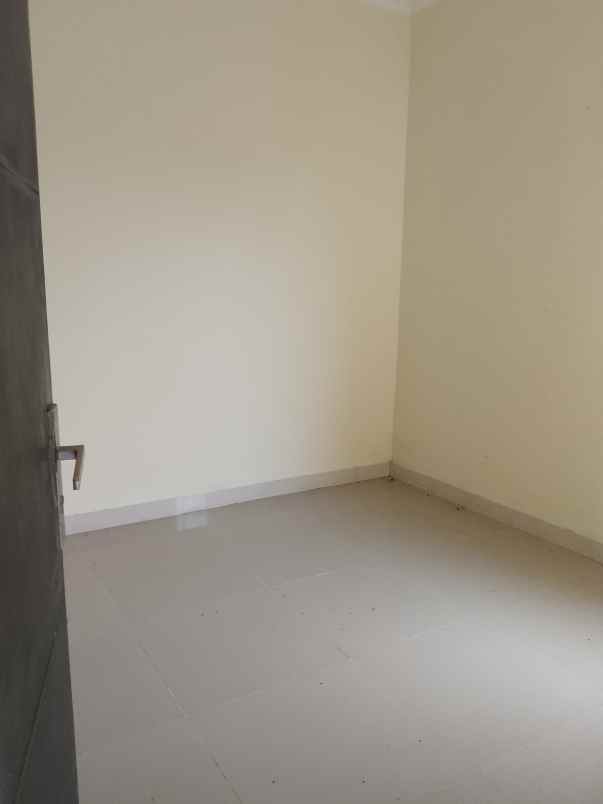 disewakan rumah jl pilar sukatani no 2