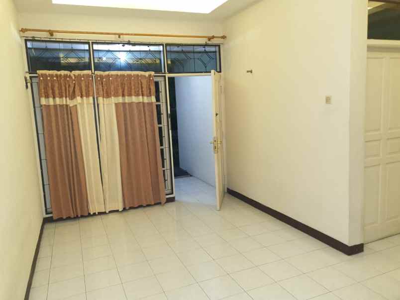 disewakan rumah jl squash arcamanik endah kota bandung