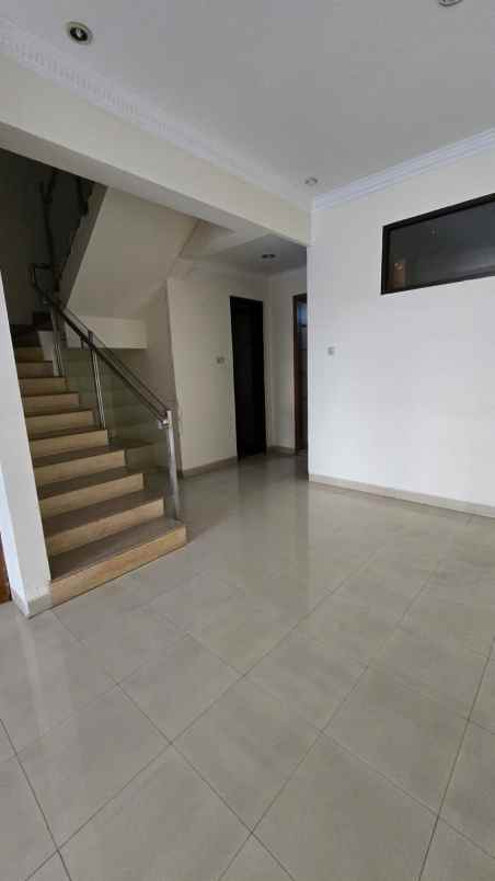 disewakan rumah kelapa gading