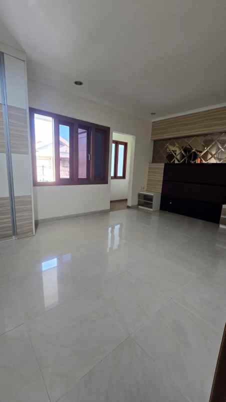 disewakan rumah kelapa gading