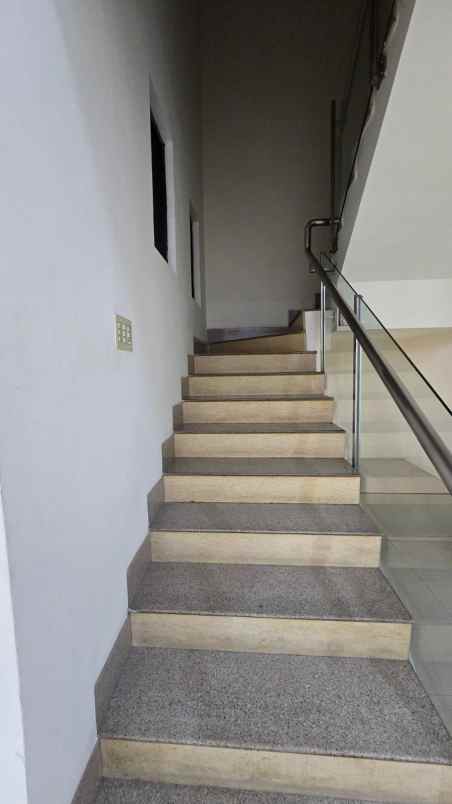 disewakan rumah kelapa gading