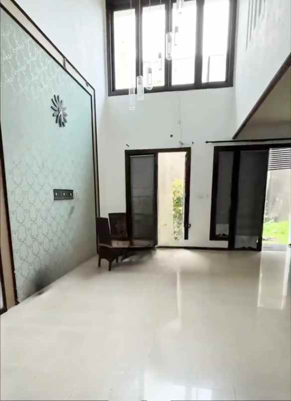 disewakan rumah kertajaya