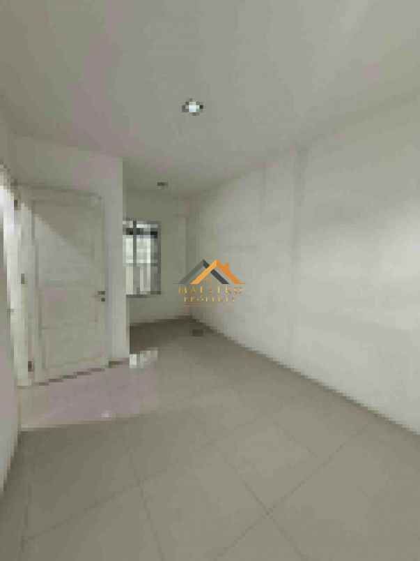 disewakan rumah komplek mutiara residence