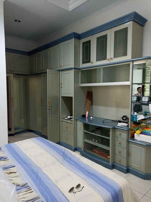 disewakan rumah manyar kertoadi