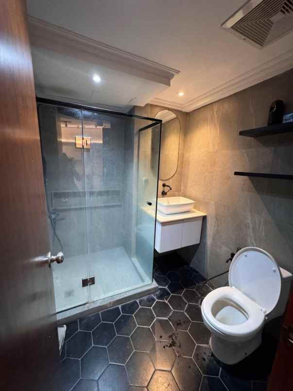 for rent apartemen waterplace tower e