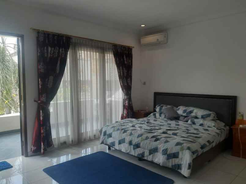 for rent townhouse villa belimbing