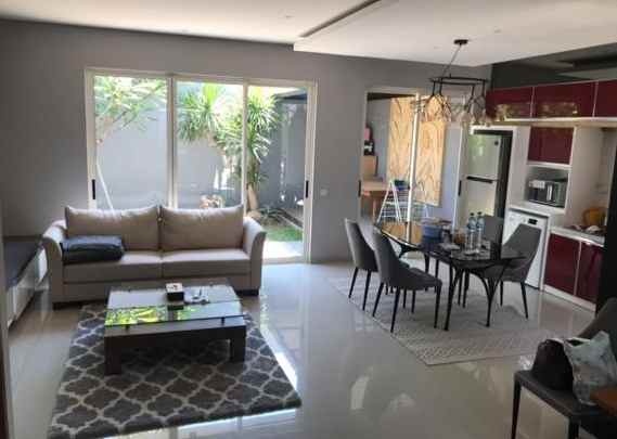 graha natura rumah cantik terawat semi furnished