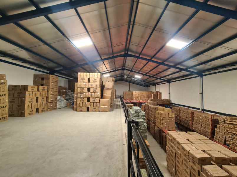 gudang bagus siap pakai komplek sirie lingkar timur
