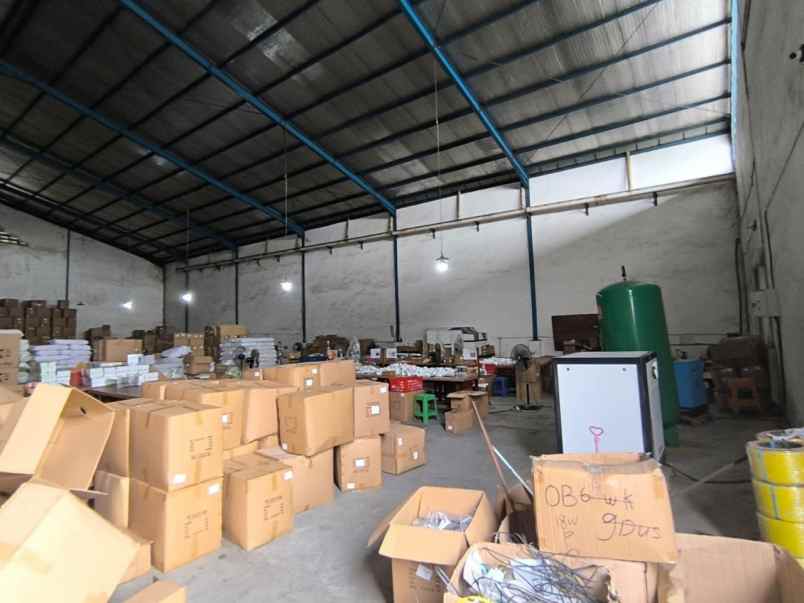 gudang margomulyo indah bebas banjir ada pagar