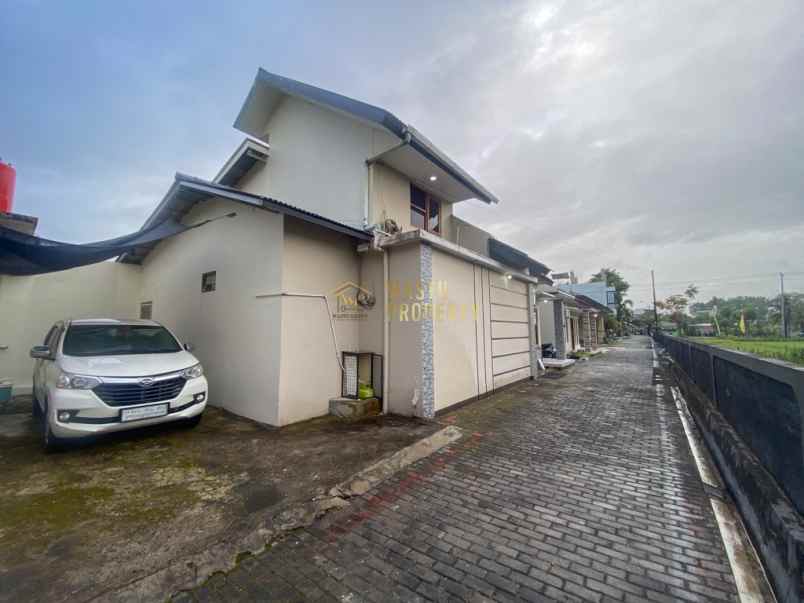 hunian strategis 2 lantai di dekat jalan kaliurang