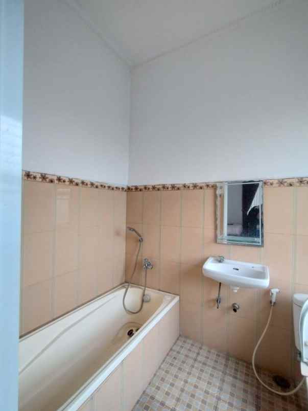 jual cepat rumah siap huni di komplek besar cilame kbb