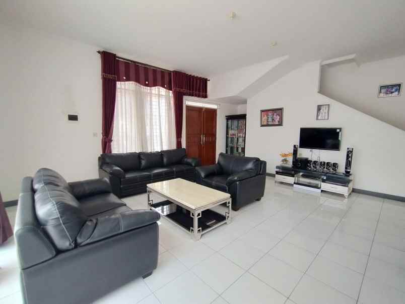 jual cepat rumah siap huni di komplek besar cilame kbb