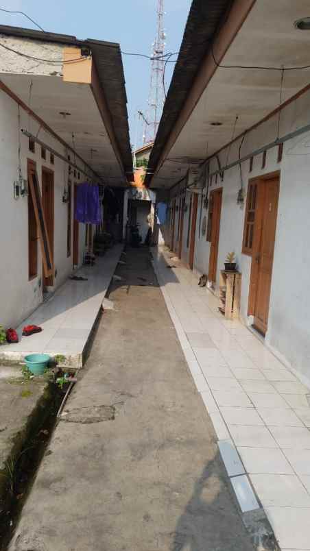 jual kontrakan 13 pintu