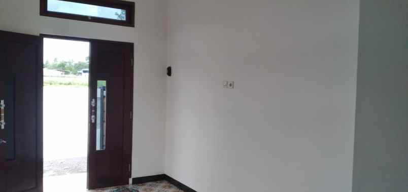 jual murah rumah besar tanah luas di prambanan klaten