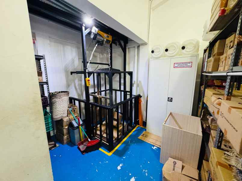 jual ruko 3 lantai gandeng