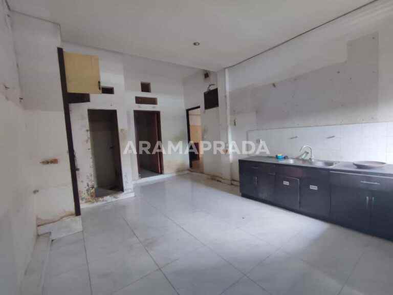 jual rumah 2 lantai 5 kamar jalan suli denpasar utara