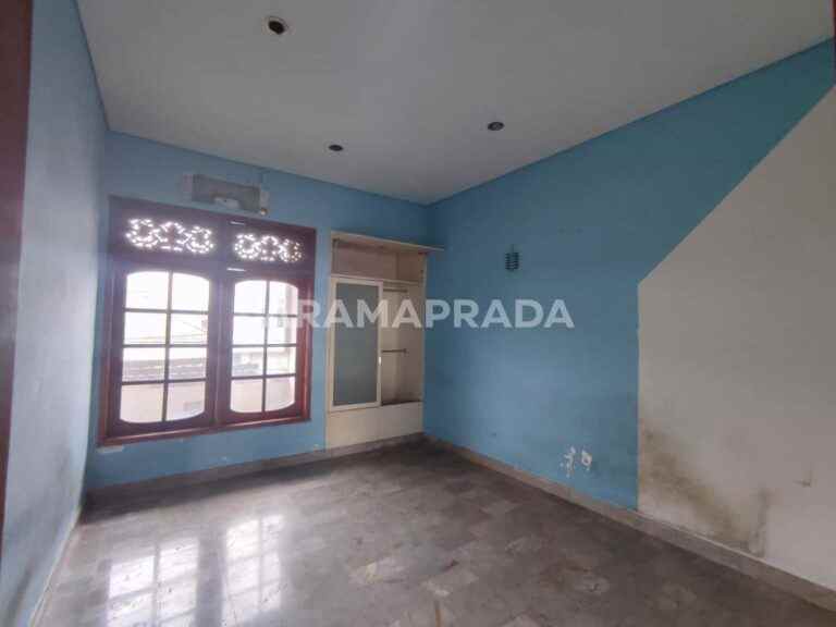 jual rumah 2 lantai 5 kamar jalan suli denpasar utara