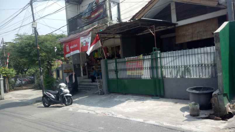 jual rumah ada usaha warung pertukangan jak sel