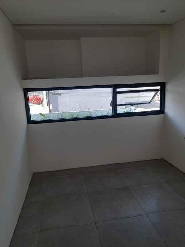 jual rumah baru 2 lt dekat griya buahbatu bandung