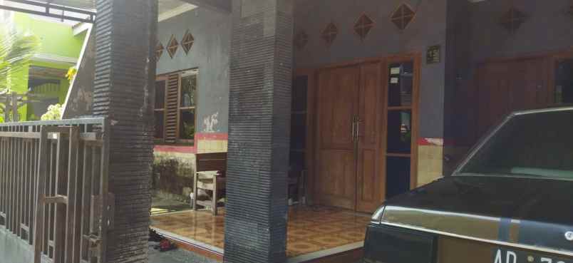 jual rumah selatan alun alun sragen