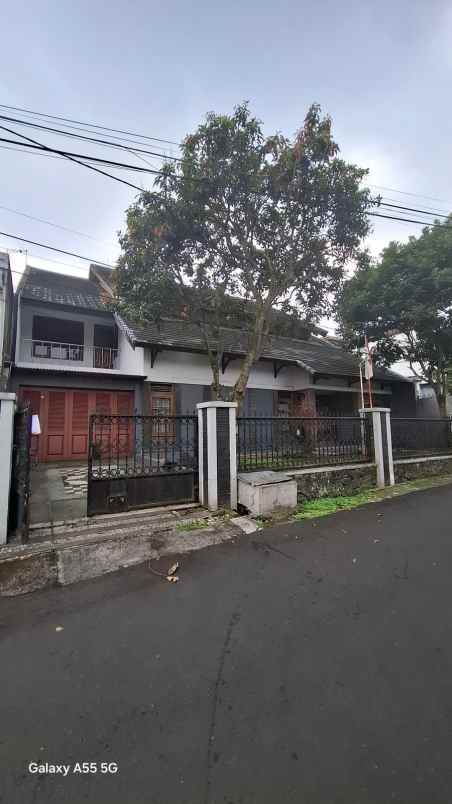 jual rumah siap huni cigadung sayap dago kota bandung